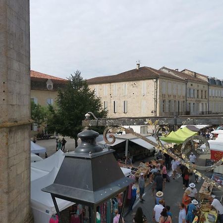 Gite De La Cathedrale 2 Lectoure Εξωτερικό φωτογραφία